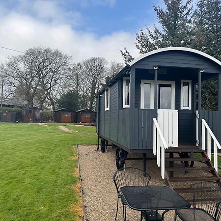 Roslin Glamping Hotel Exterior photo
